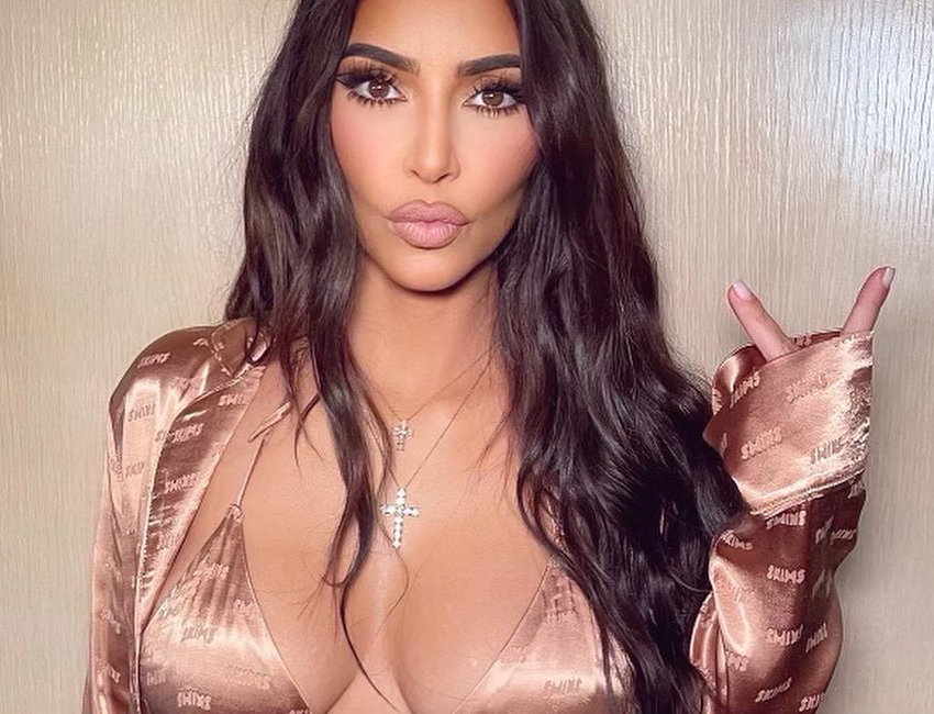 Kim Kardashian Stile Carriera E Tutti I Segreti Del Suo Successo Spinkup